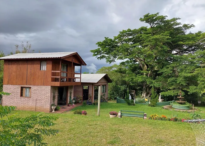 Recanto da Paz - Aos pés do Morro da Borússia